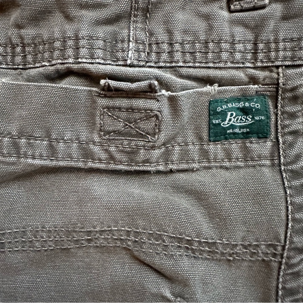 GH Bass Canvas Pants Men Tan Khaki Flat Front Zip Cargo Pocket Sz 32 x 30 - Picture 7 of 9